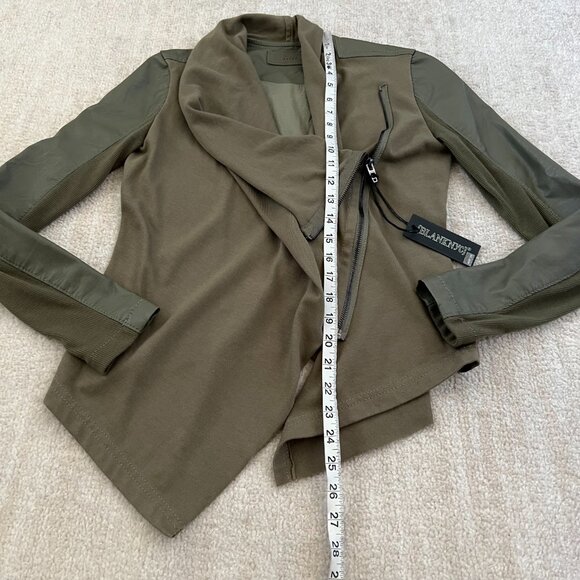 NWT Blank NYC Faux Leather Asymmetrical Zip Moto Jacket S Green - Picture 5 of 10